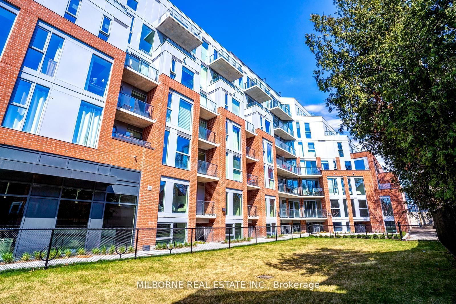 57 Brock Ave, unit 306 for sale