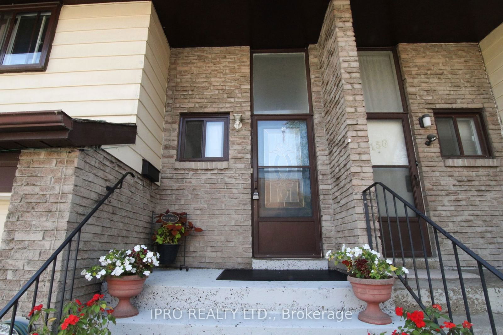 180 Mississauga Valley Townhomes, Mississauga, Toronto