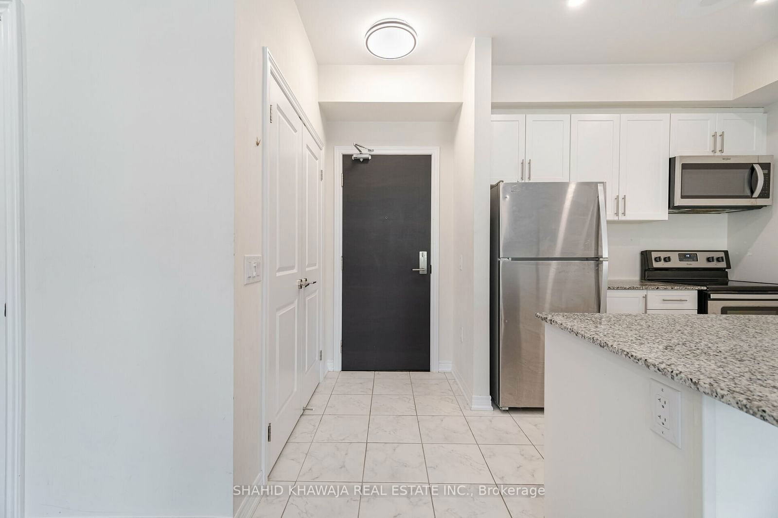 2375 Bronte Rd, unit 307 for rent