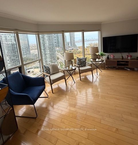 2269 Lake Shore Blvd W, unit 2403 for rent