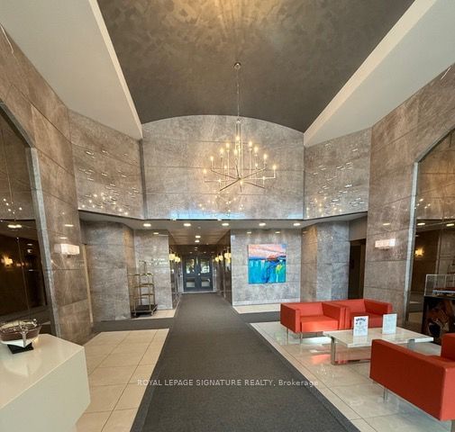 2269 Lake Shore Blvd W, unit 2403 for rent