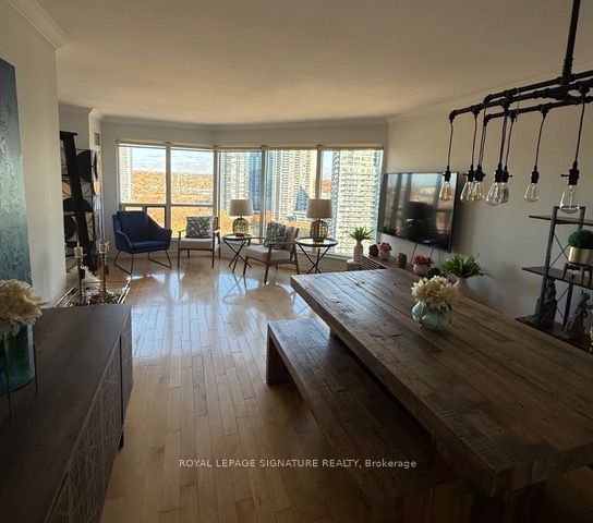 2269 Lake Shore Blvd W, unit 2403 for rent