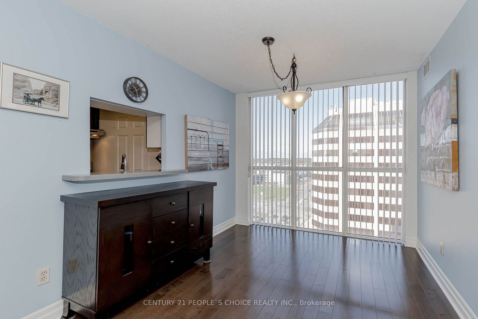 285 Enfield Pl, unit 1710 for sale