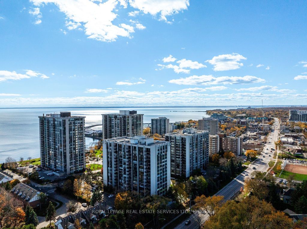 2175 Marine Dr, unit 301 for sale