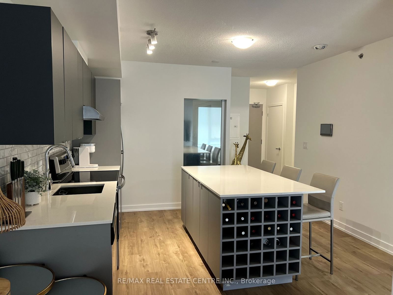 3210 Dakota Common, unit A703 for rent