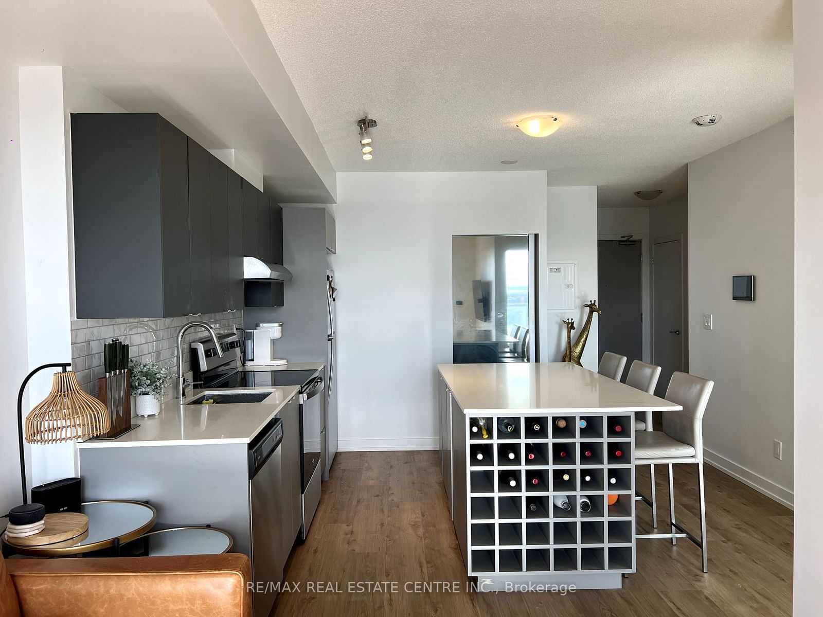 3210 Dakota Common, unit A703 for rent