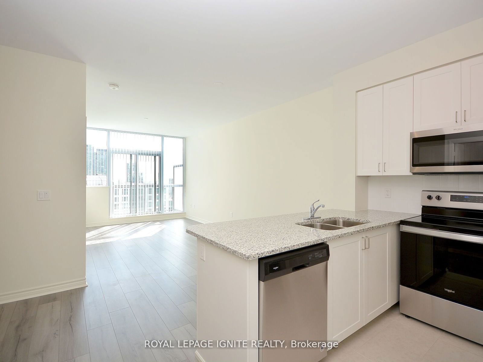 349 Rathburn Rd W, unit Ph208 for sale