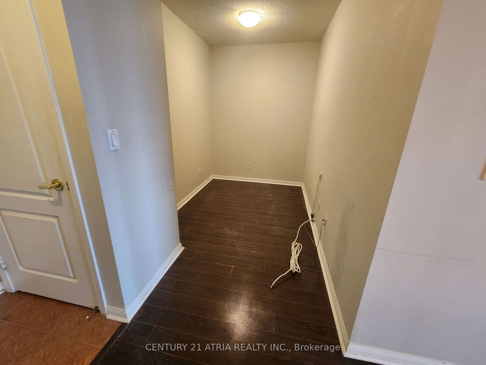 1150 Parkwest Pl E, unit 1007 for rent