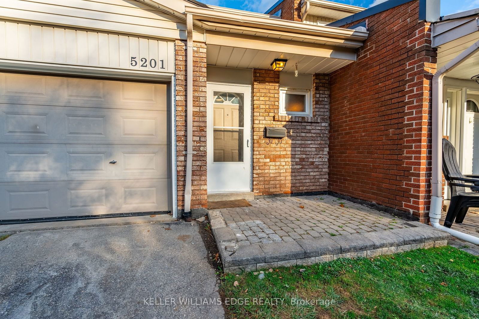 5201 Banting Crt for sale 