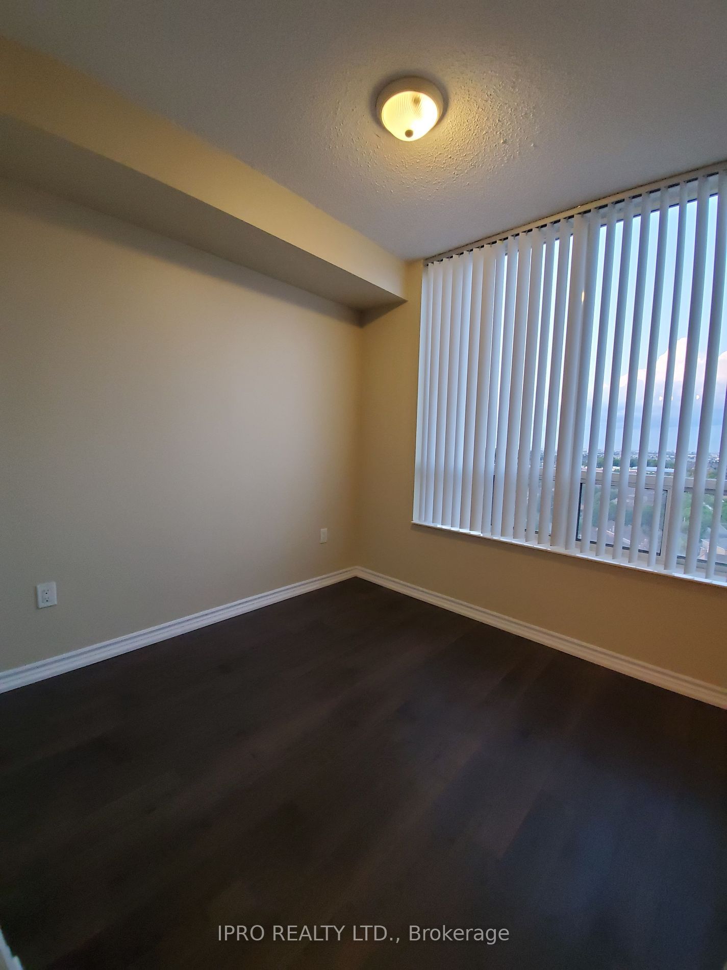 55 Strathaven Dr, unit 1101 for rent