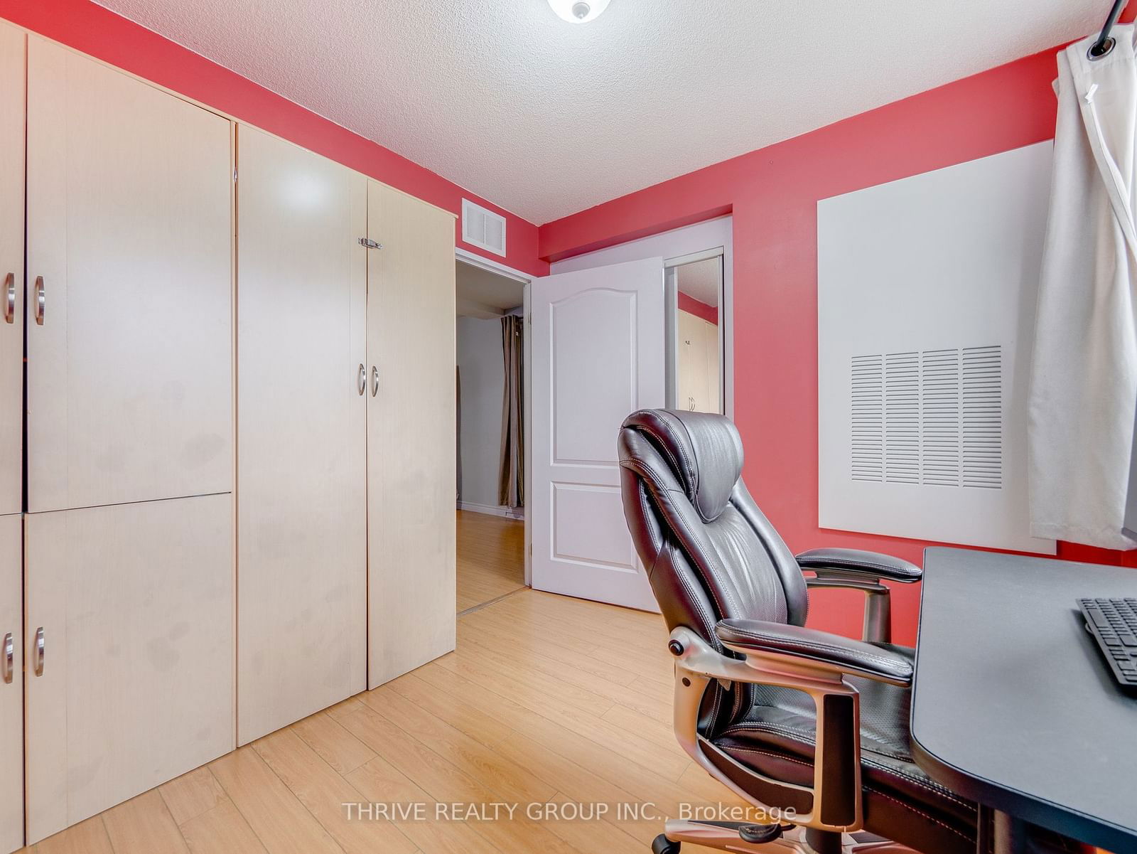 7405 Goreway Dr, unit 309 for sale