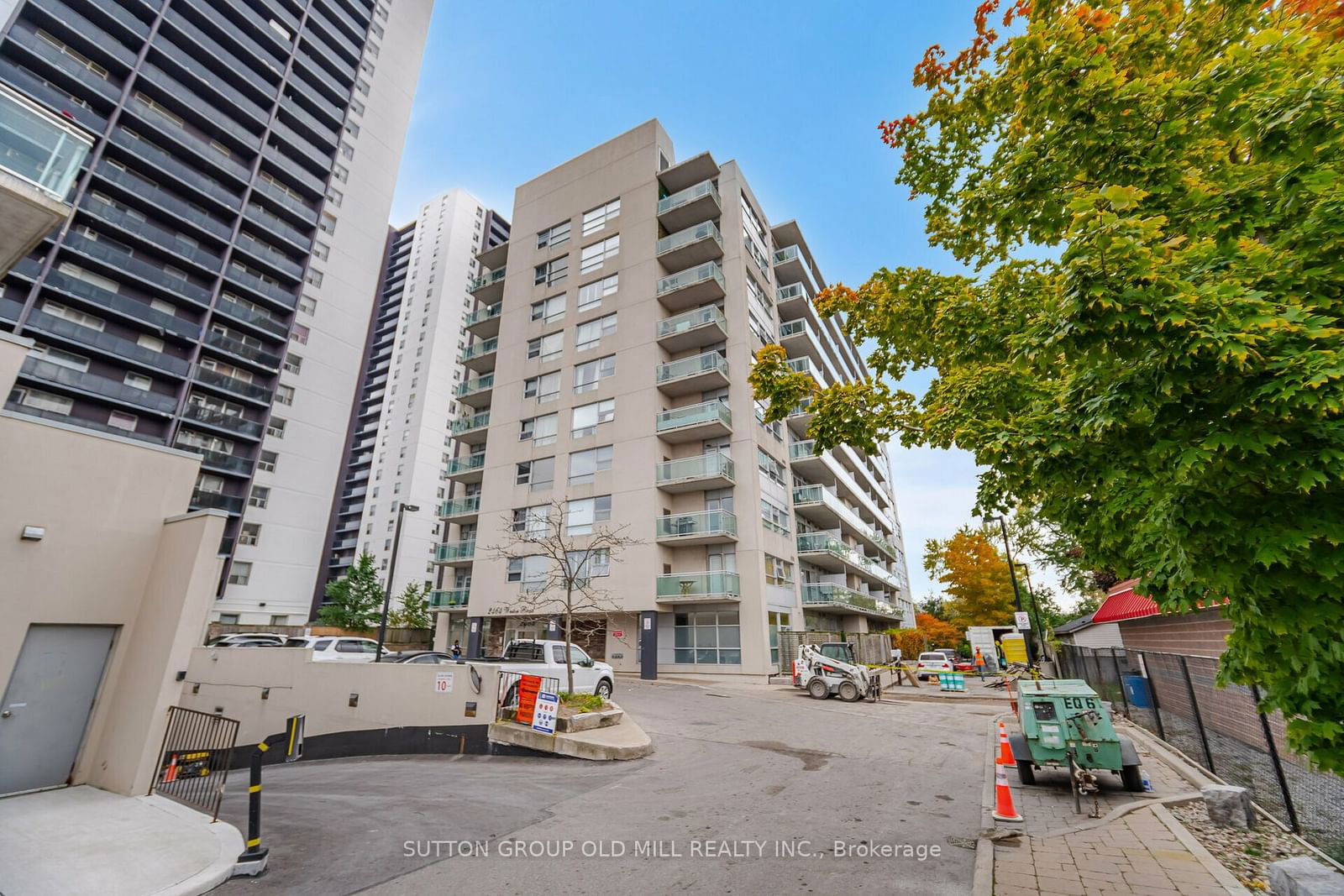 2464 Weston Rd, unit 216 for sale