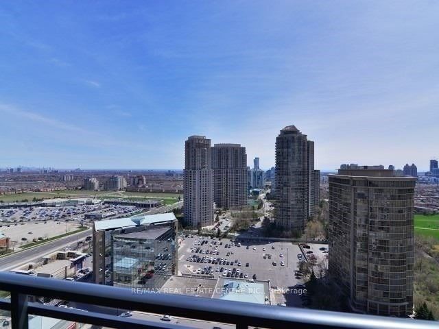 75 Eglinton Ave, unit 1404 for rent