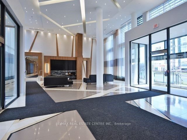 75 Eglinton Ave, unit 1404 for rent