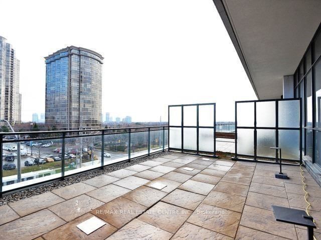 75 Eglinton Ave, unit 1404 for rent