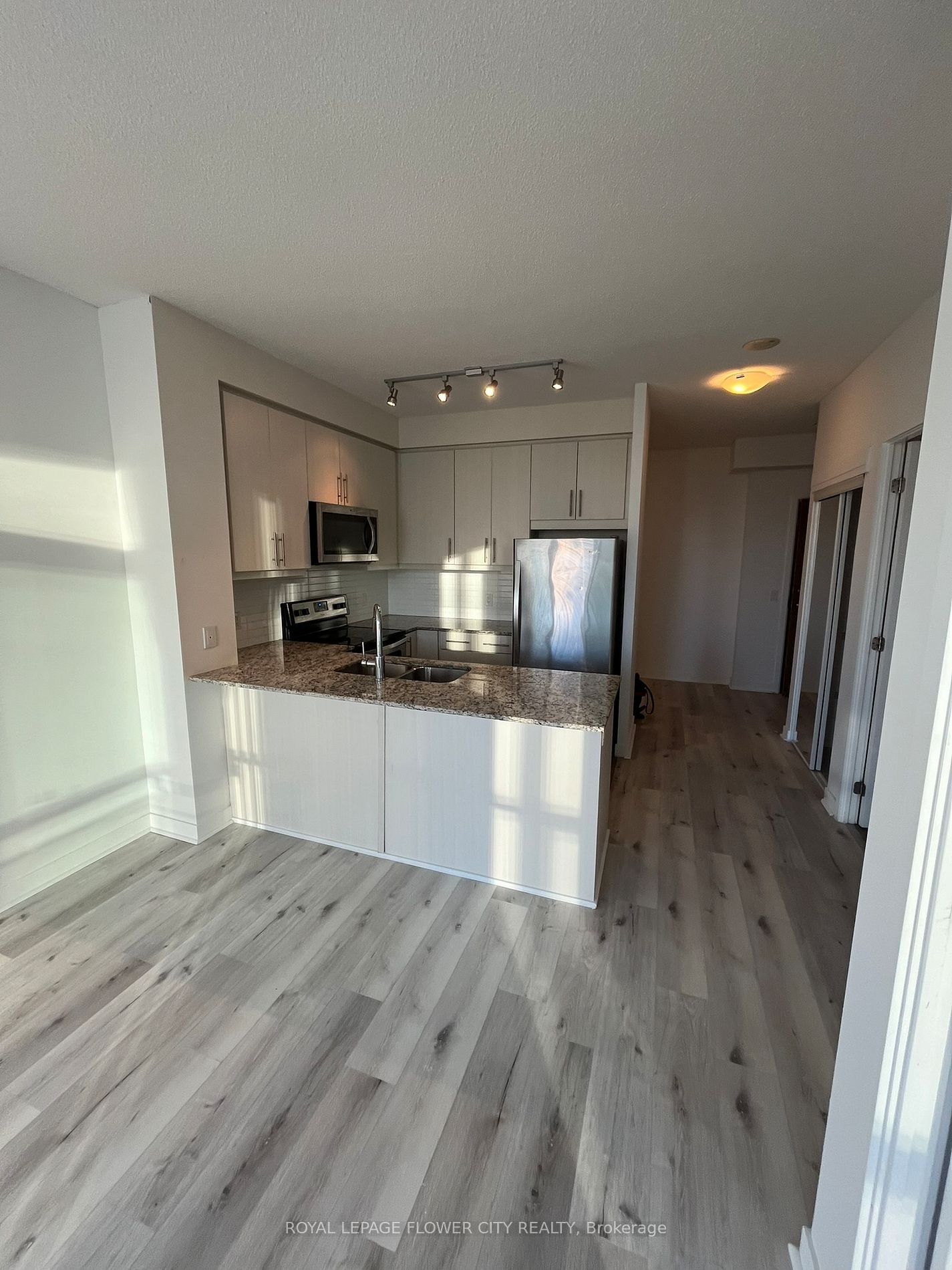 3975 Grand Park Dr, unit 1810 for rent