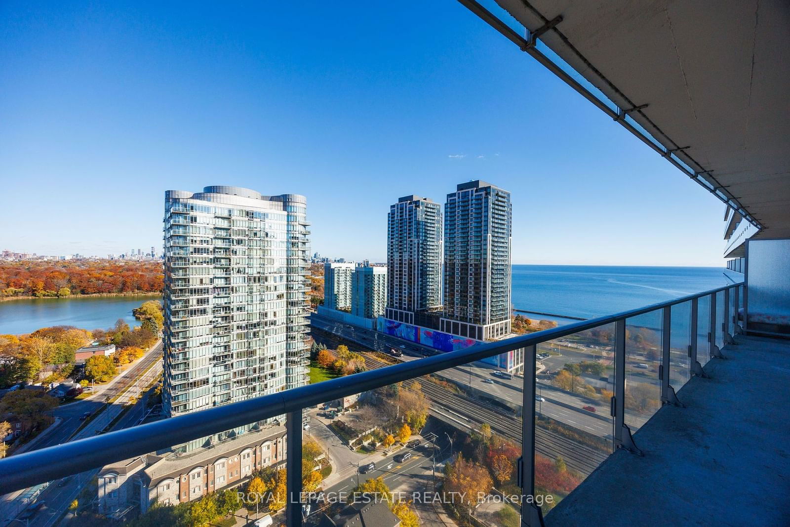 103 The Queensway, unit 2212 for sale