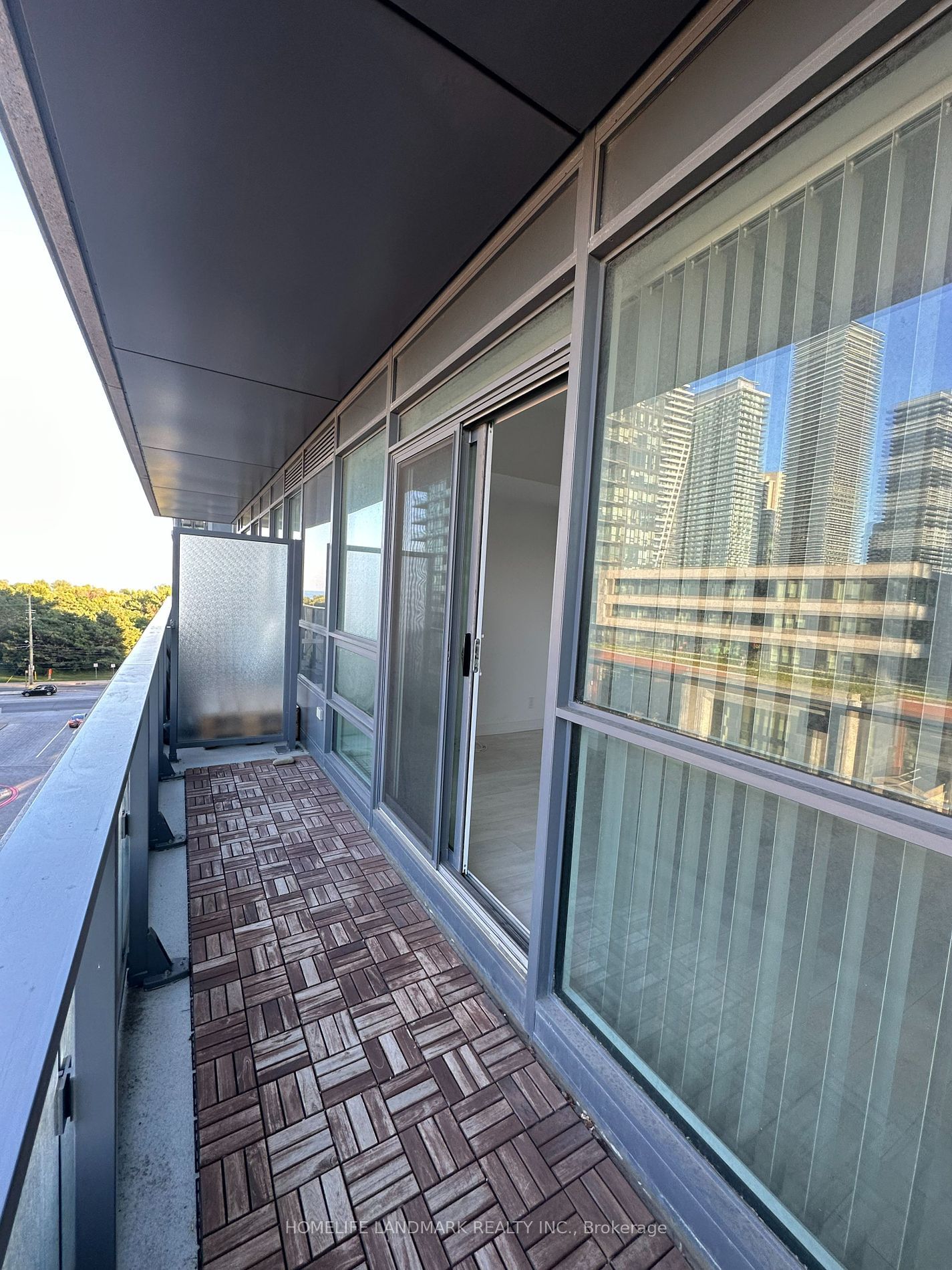 2220 Lake Shore Blvd W, unit 710 for rent