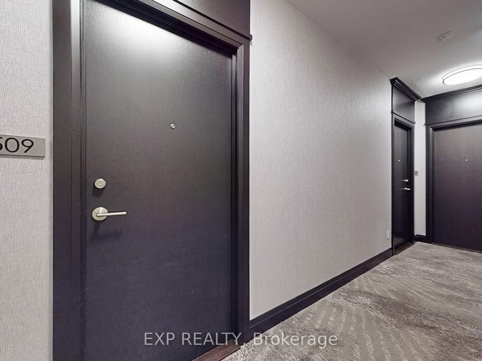 3504 Hurontario St, unit 2509 for rent