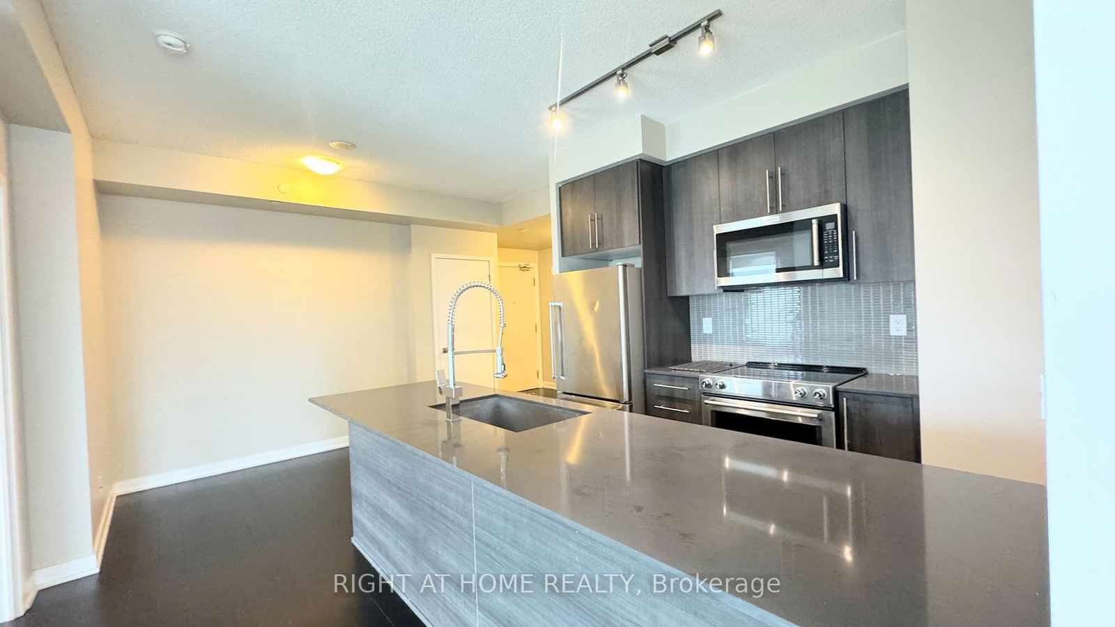 4011 Brickstone Mews, unit 3210 for rent