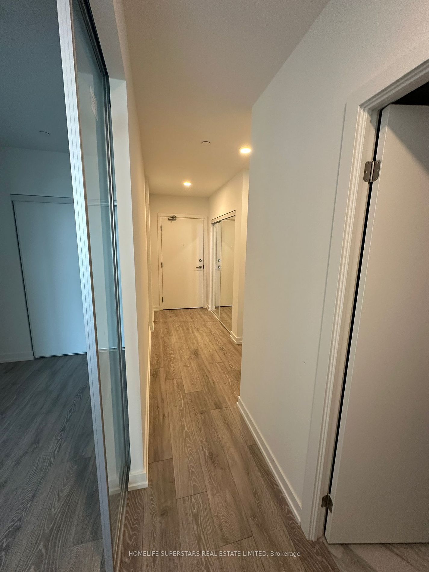 1100 Sheppard Ave W, unit 825 for rent