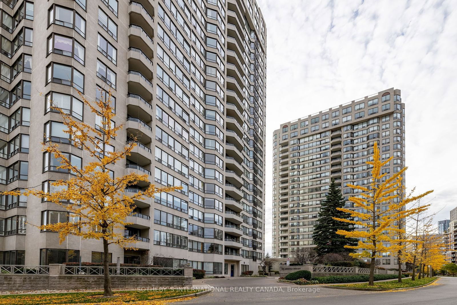 Kingsway on the Park Condos, Etobicoke, Toronto