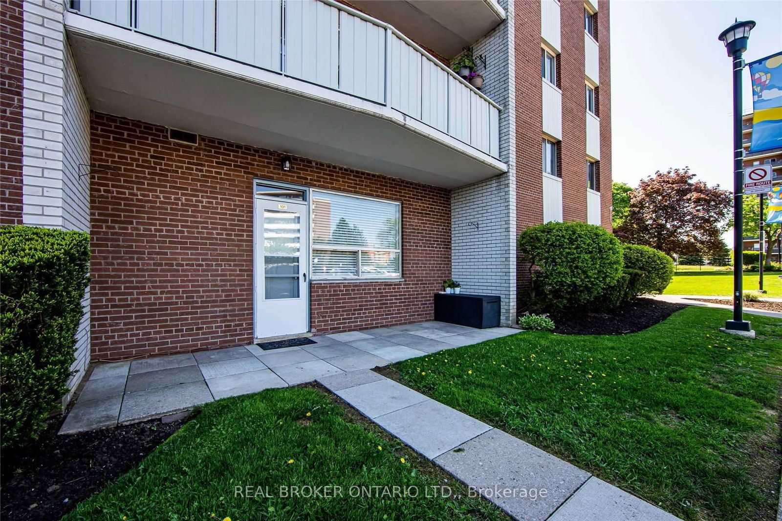 1660 Bloor St, unit 101 for rent