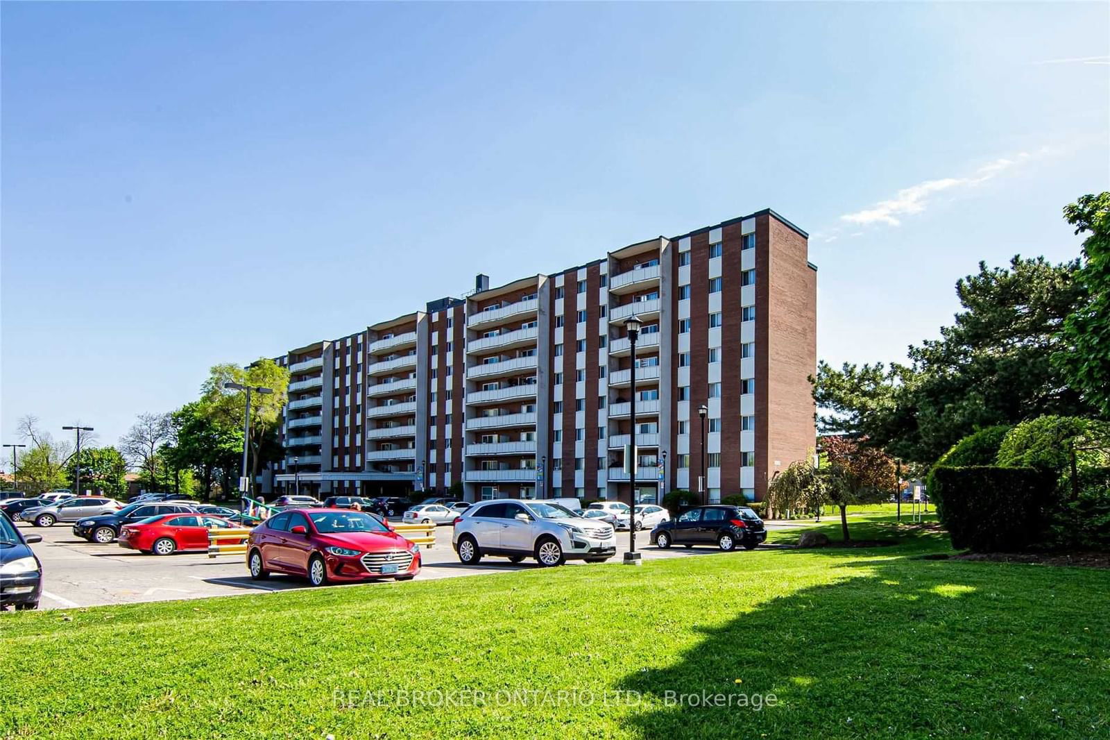 1660 Bloor St, unit 101 for rent