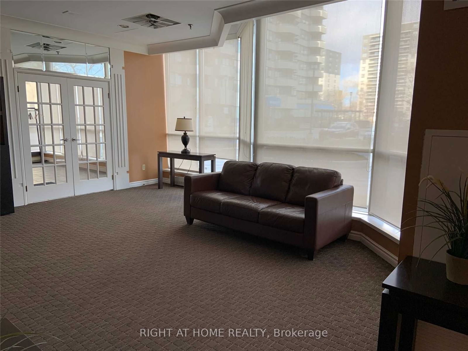 75 King St E, unit 506 for rent