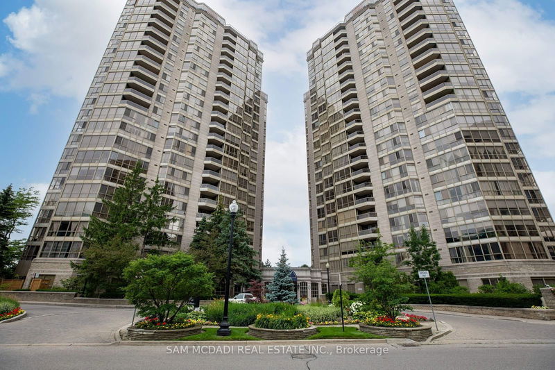 55 Kingsbridge Garden Circ, unit 513 for rent