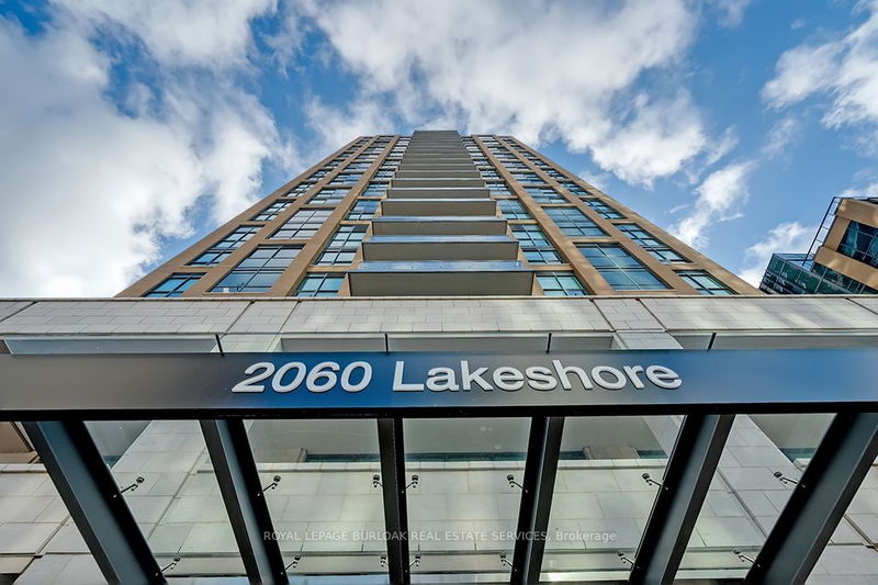 2060 Lakeshore Rd, unit 203 for rent