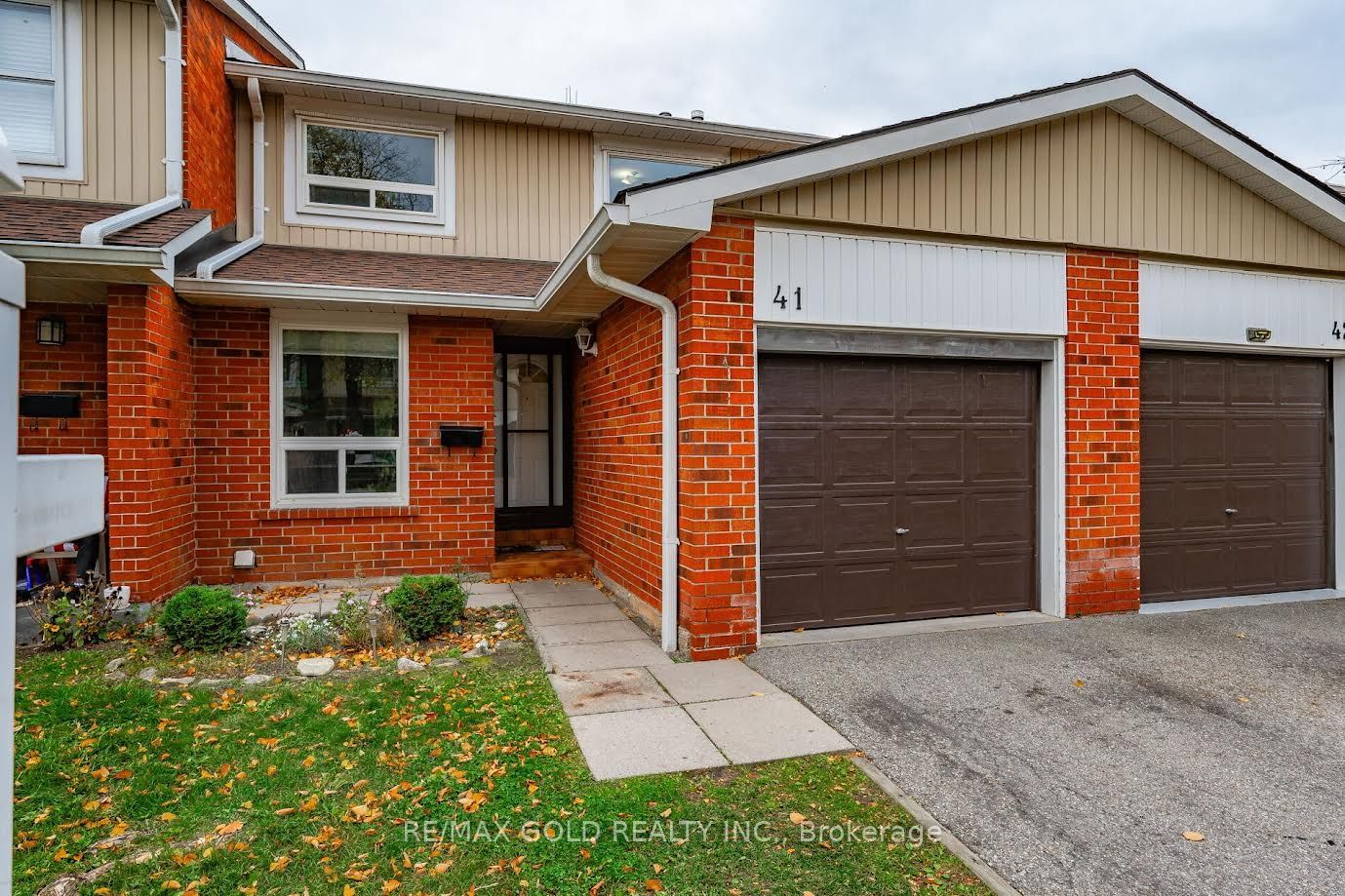 345 Meadows Townhomes, Mississauga, Toronto