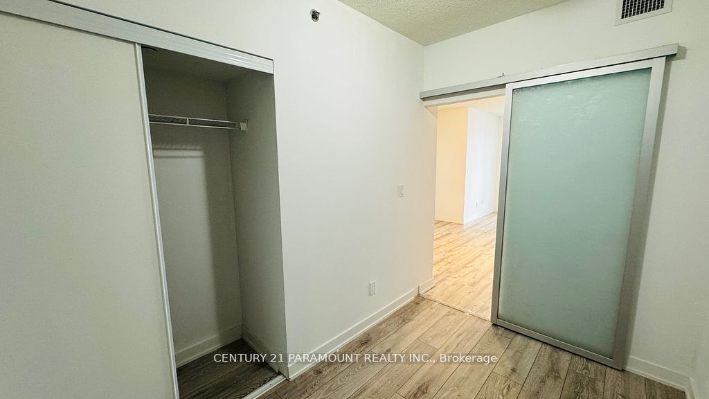 3200 Dakota Common, unit B208 for rent