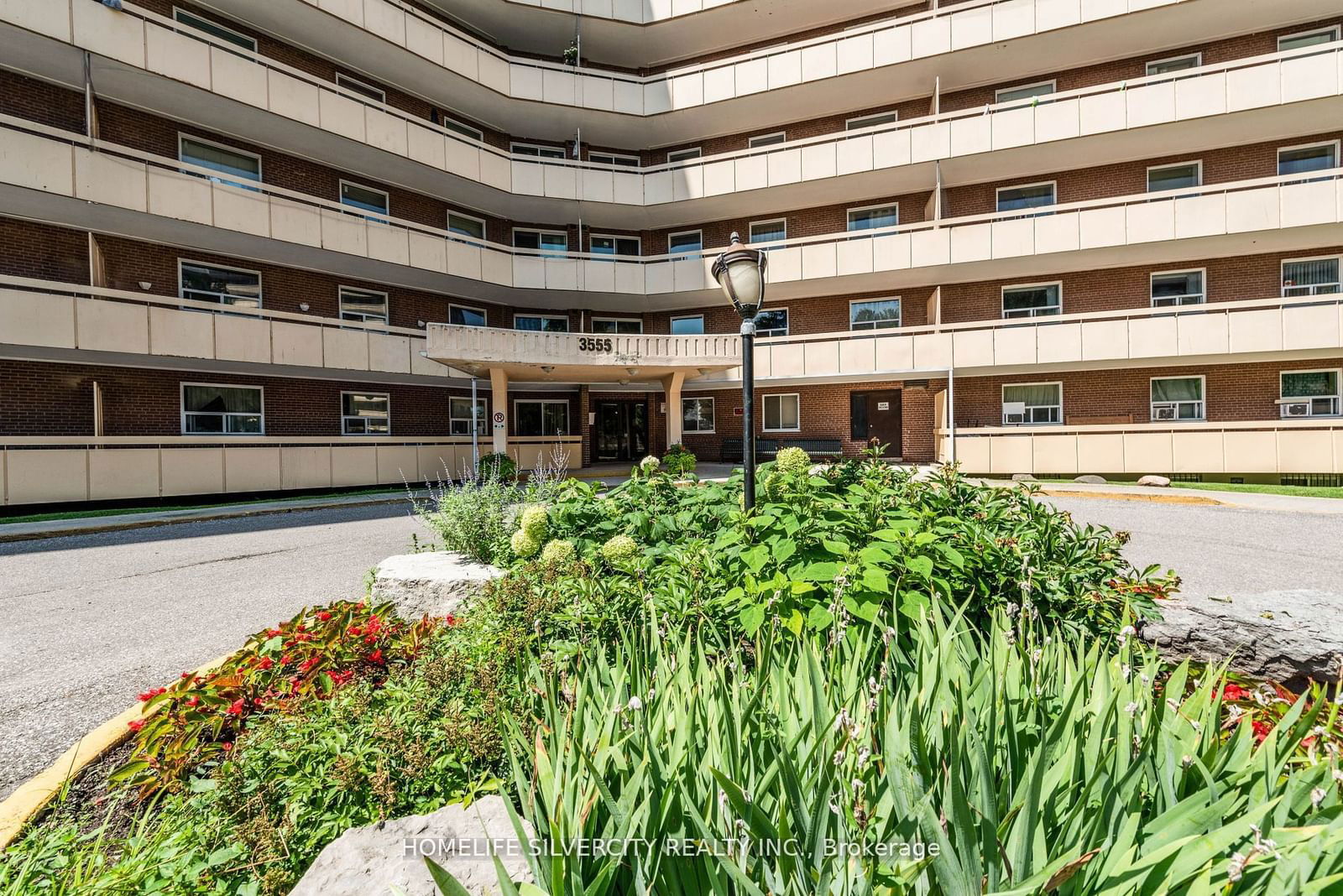 3555 Derry Rd E, unit 605 for sale