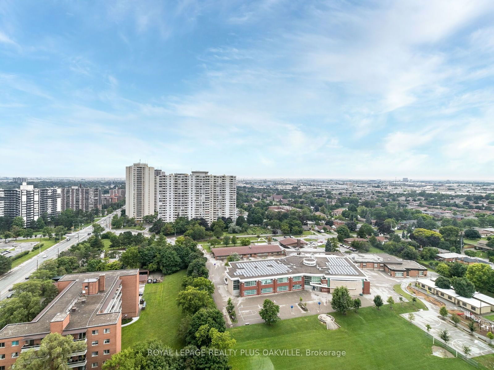 Islington 2000 Condos, Etobicoke, Toronto