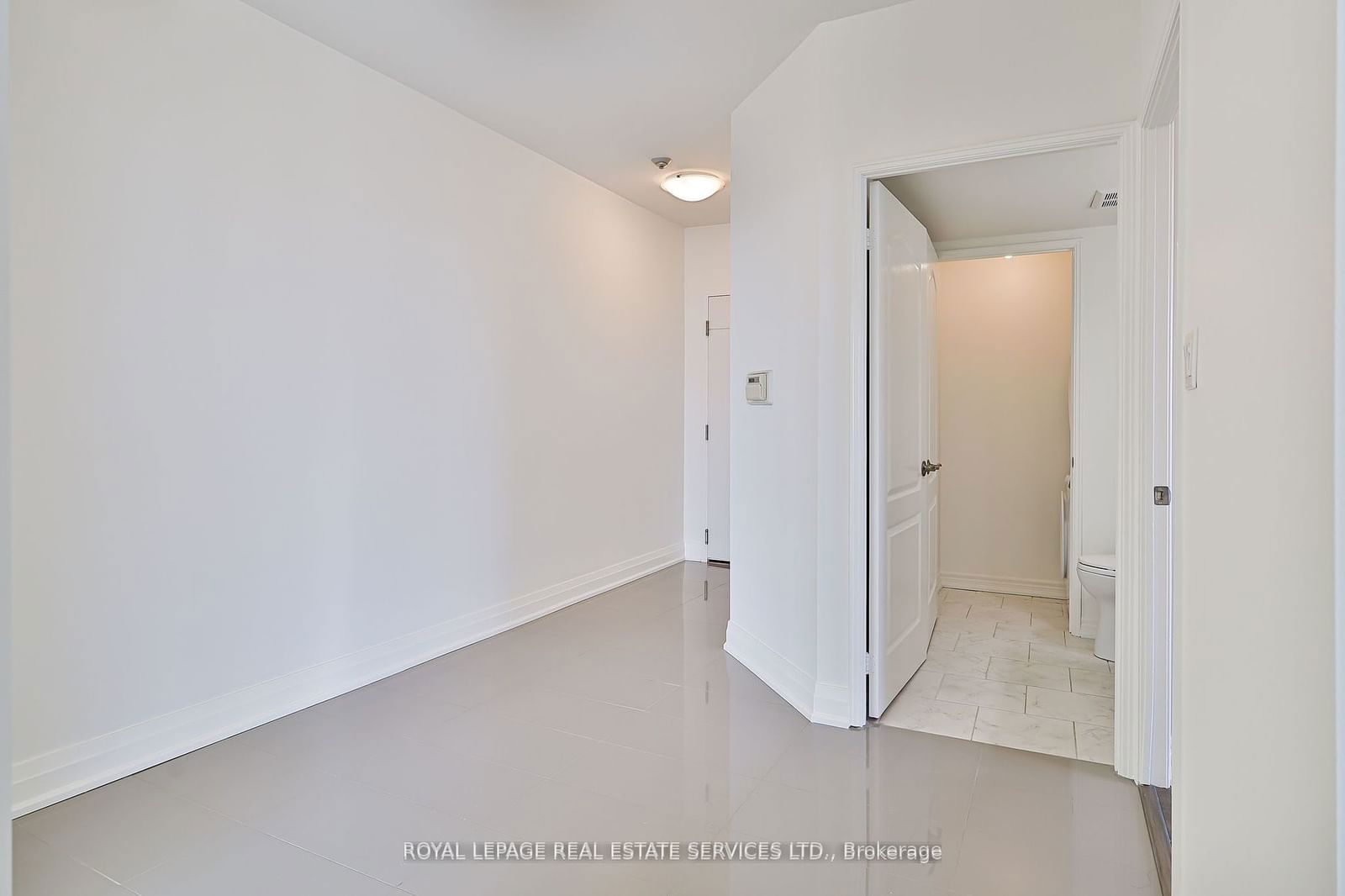 2267 Lake Shore Blvd W, unit 1301 for rent