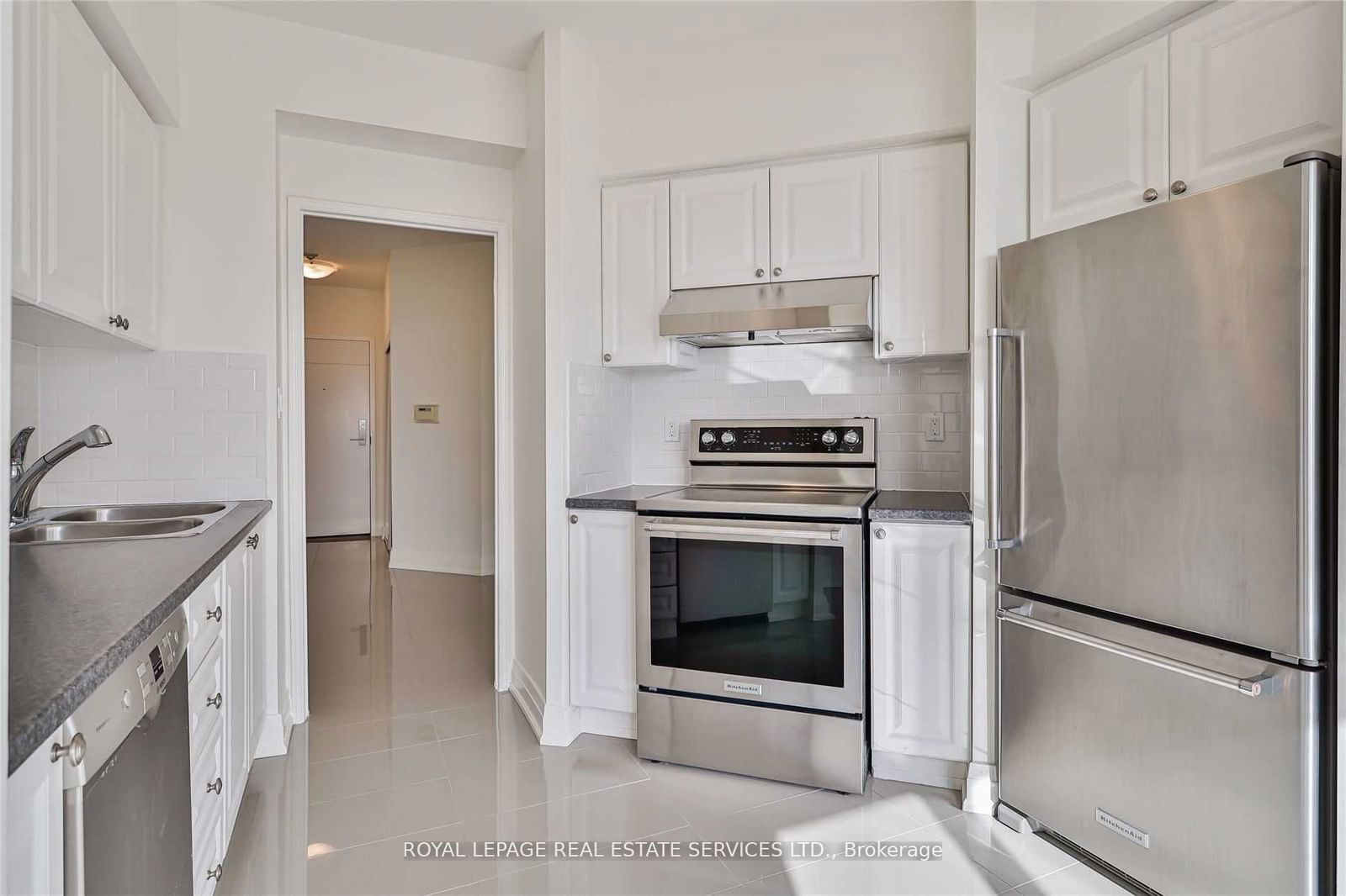 2267 Lake Shore Blvd W, unit 1301 for rent