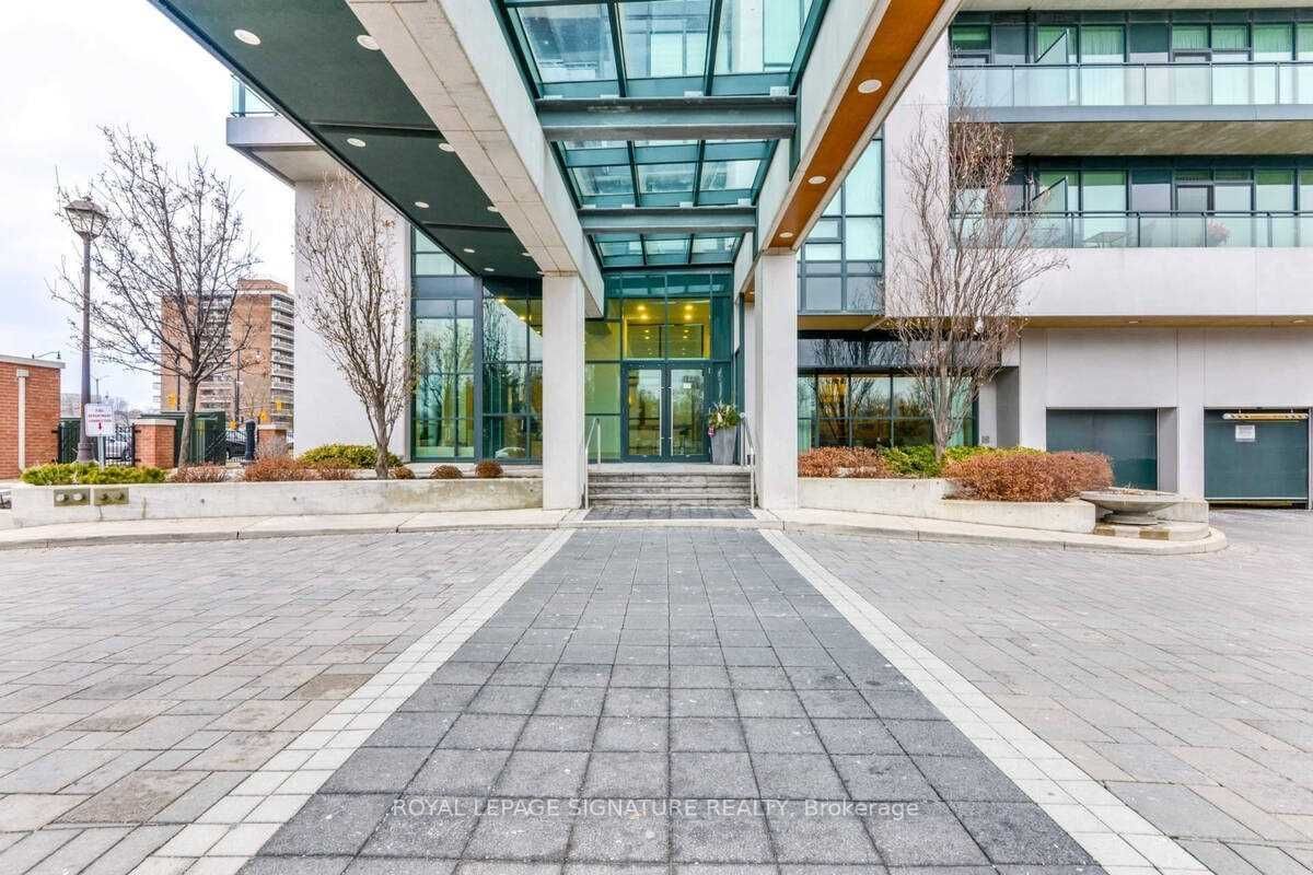 100 John St, unit 601 for rent