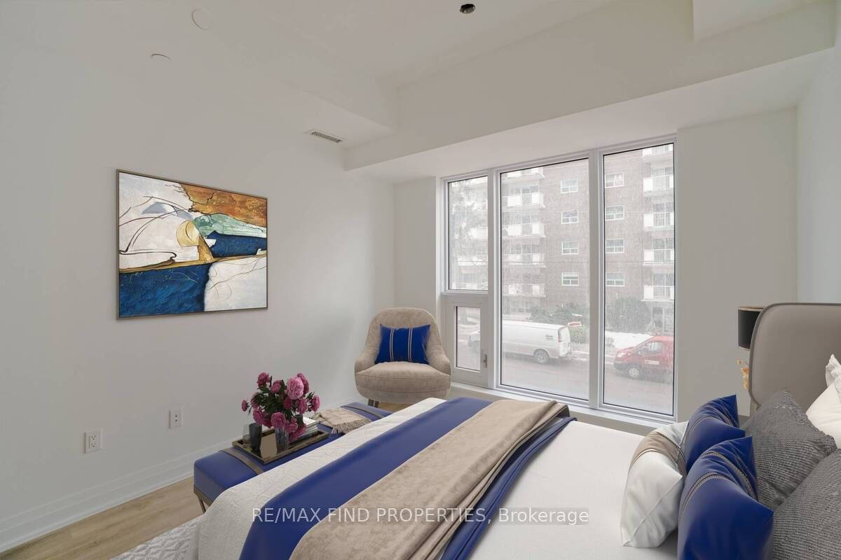 21 Park St E, unit Th06 for rent