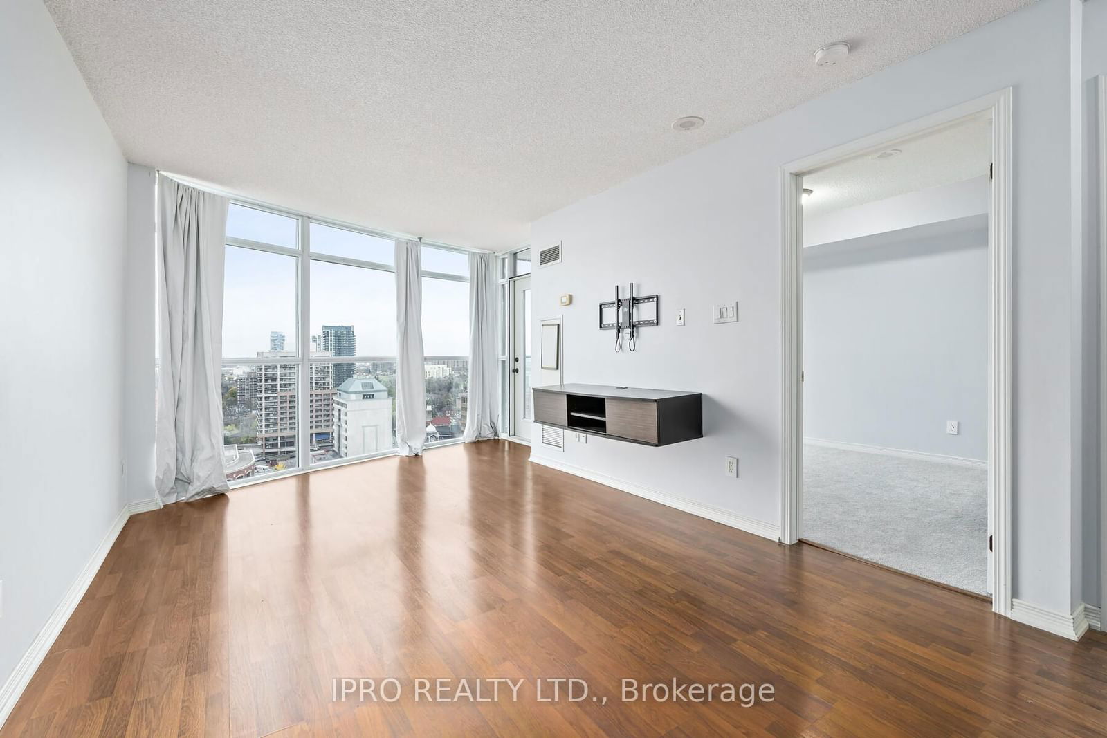 9 George St, unit 1903 for sale