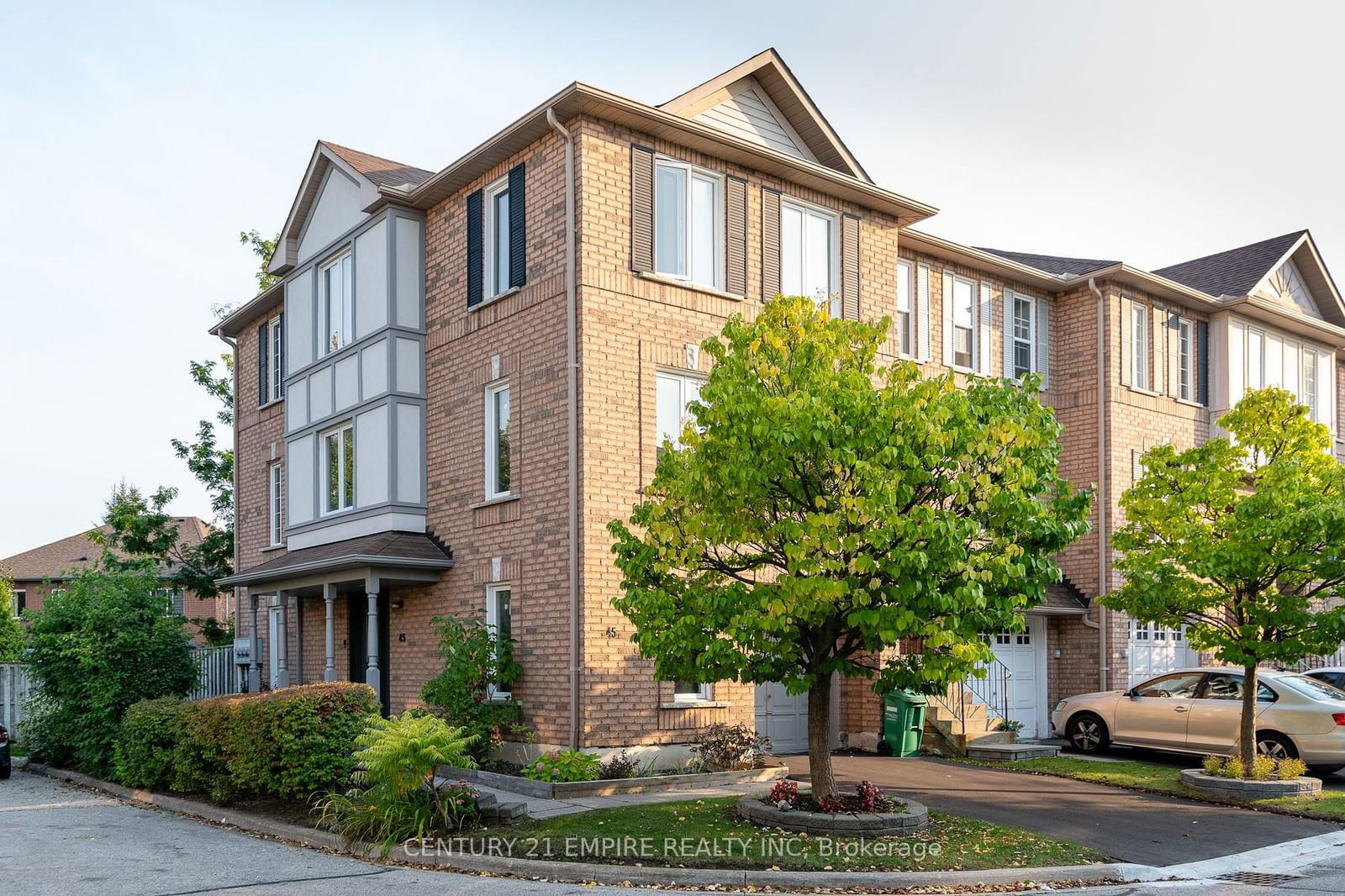 2 Clay Brick Court Townhomes, Brampton, Toronto