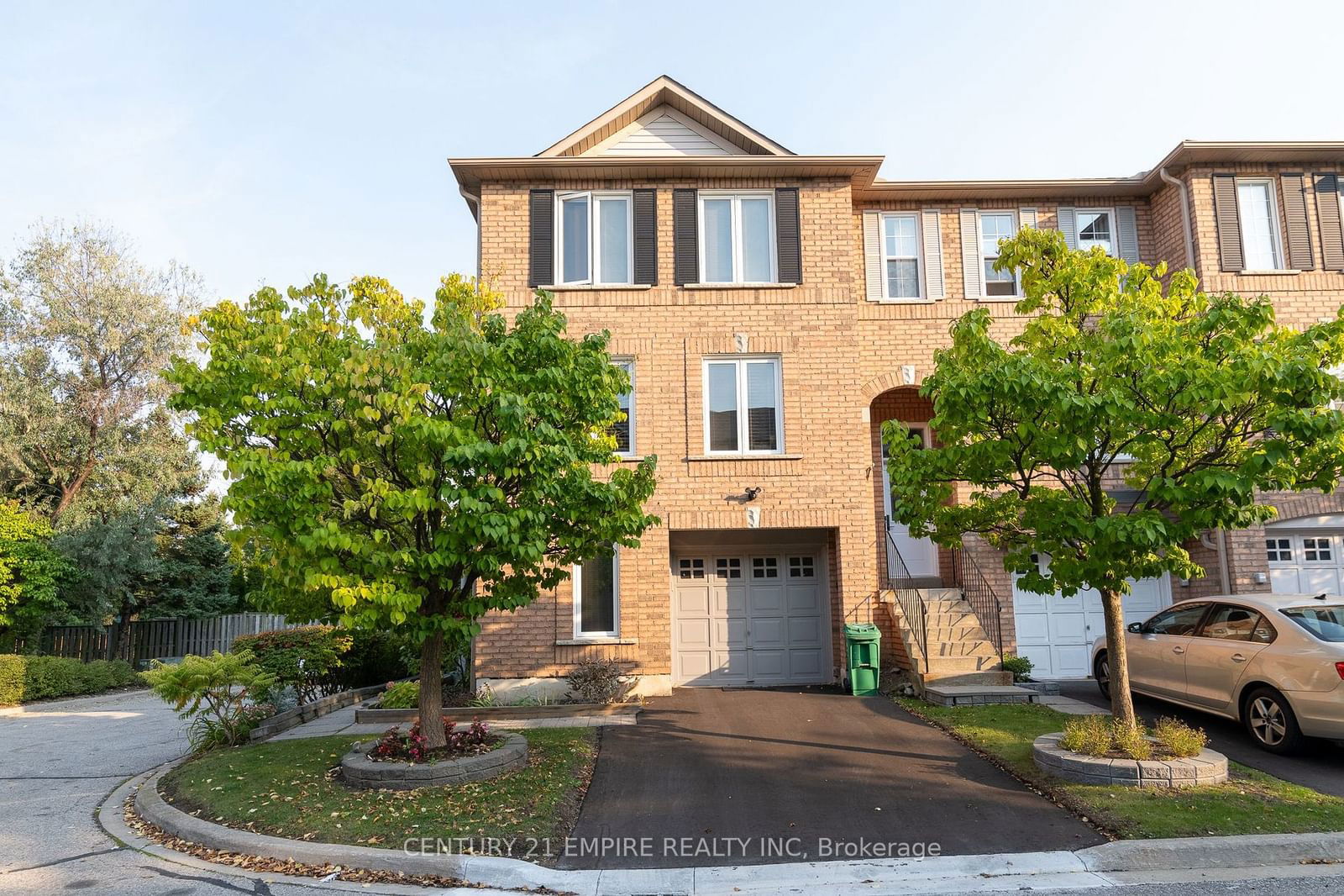 2 Clay Brick Court Townhomes, Brampton, Toronto