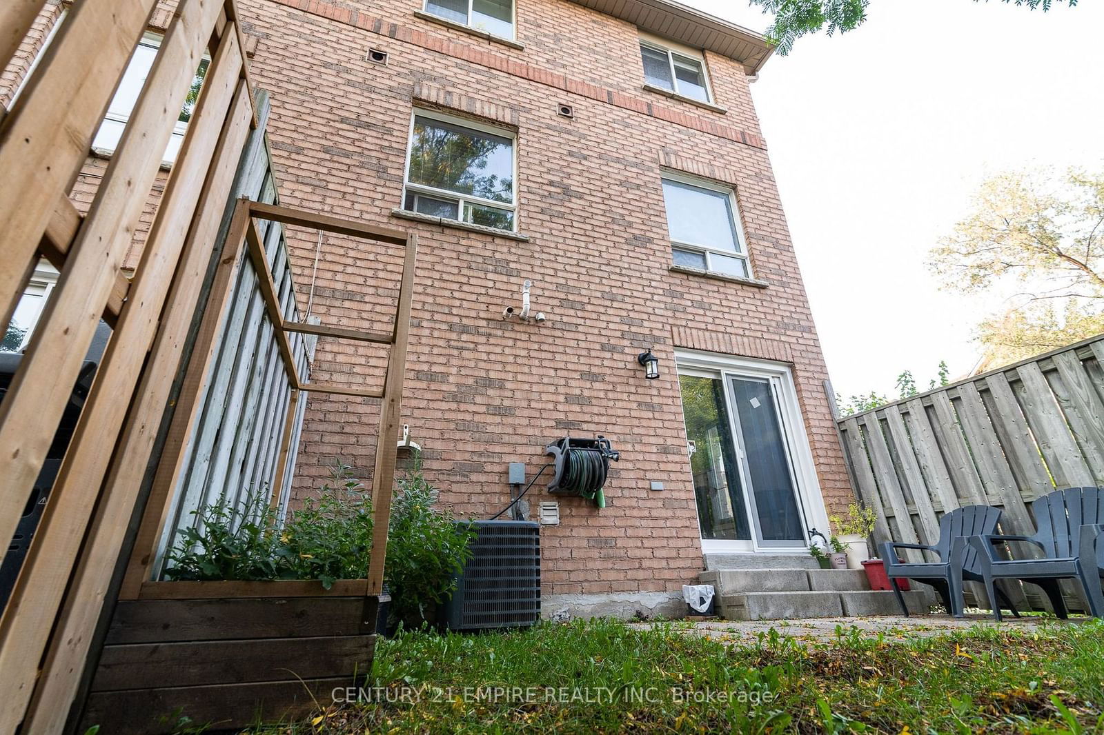 2 Clay Brick Court Townhomes, Brampton, Toronto