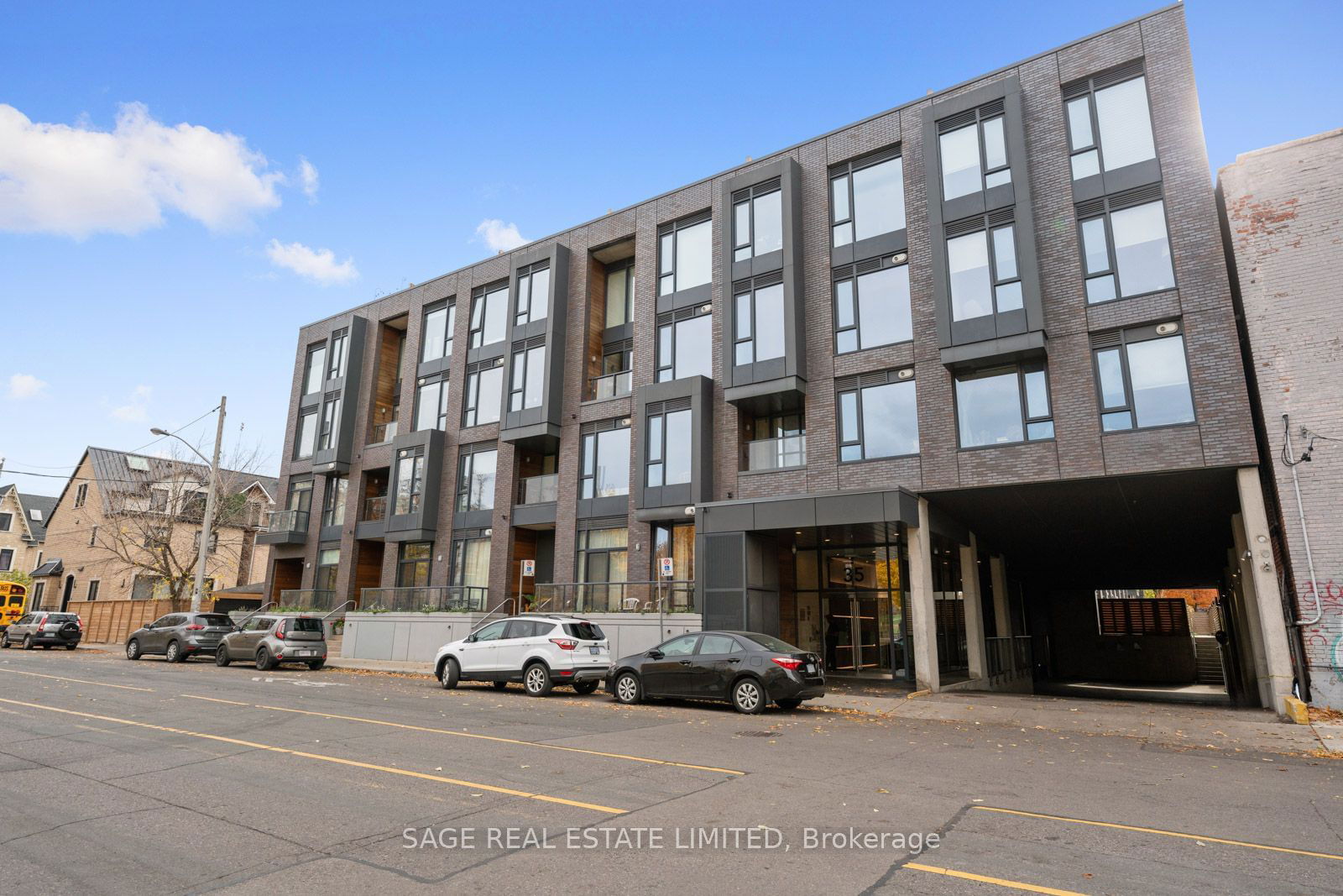 35 Wabash Townhomes, West End, Toronto