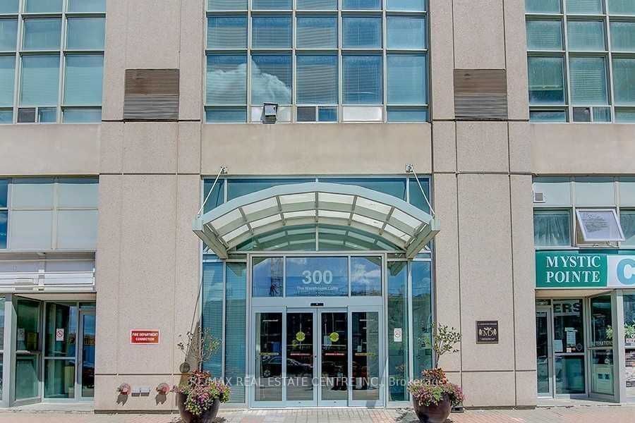 300 Manitoba St, unit 102 for sale