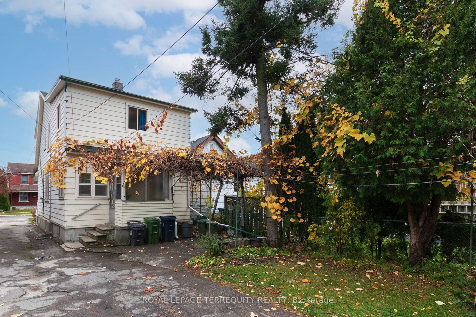 28 Pendeen Ave for sale 