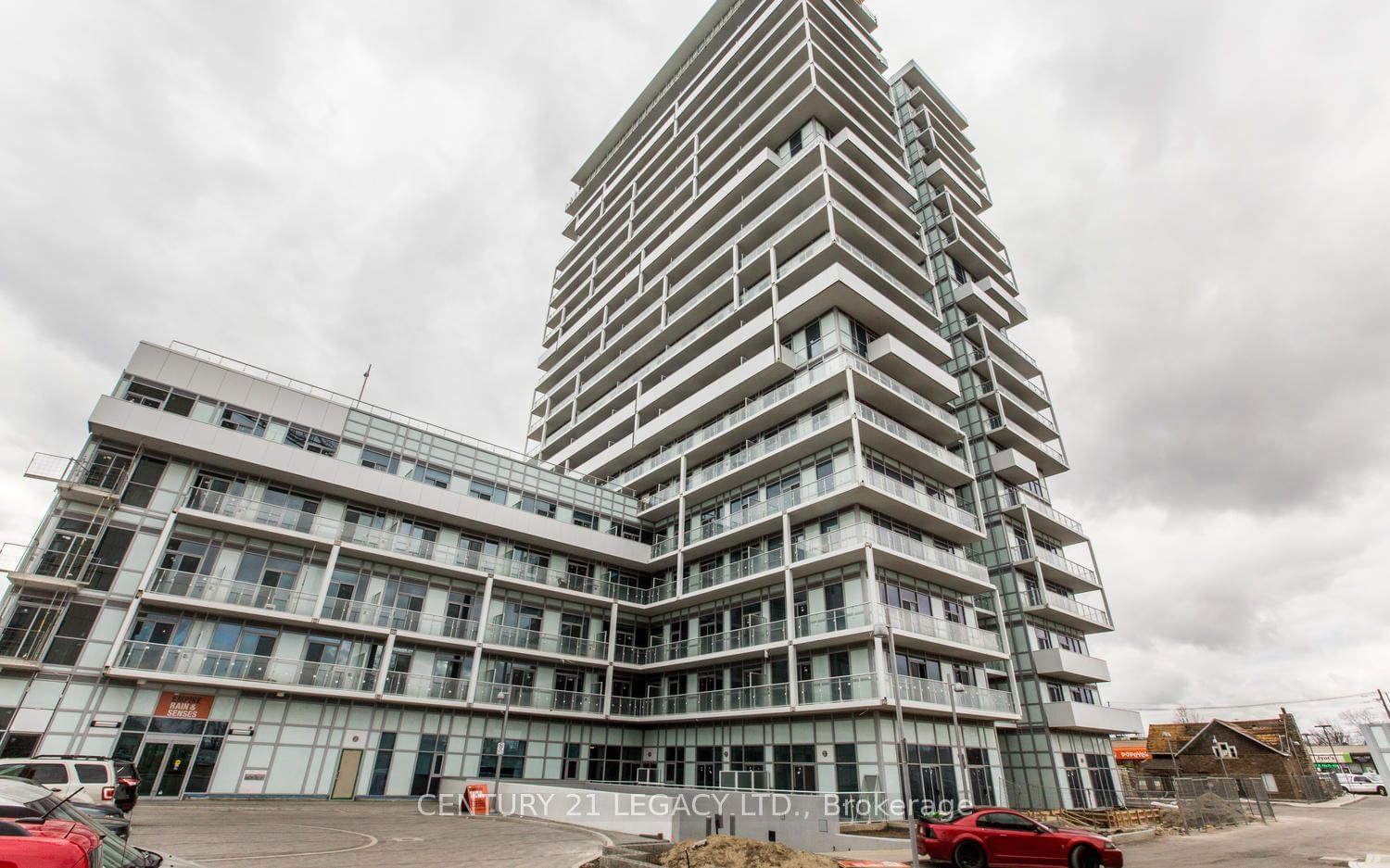 65 Speers Rd, unit 1606 for rent