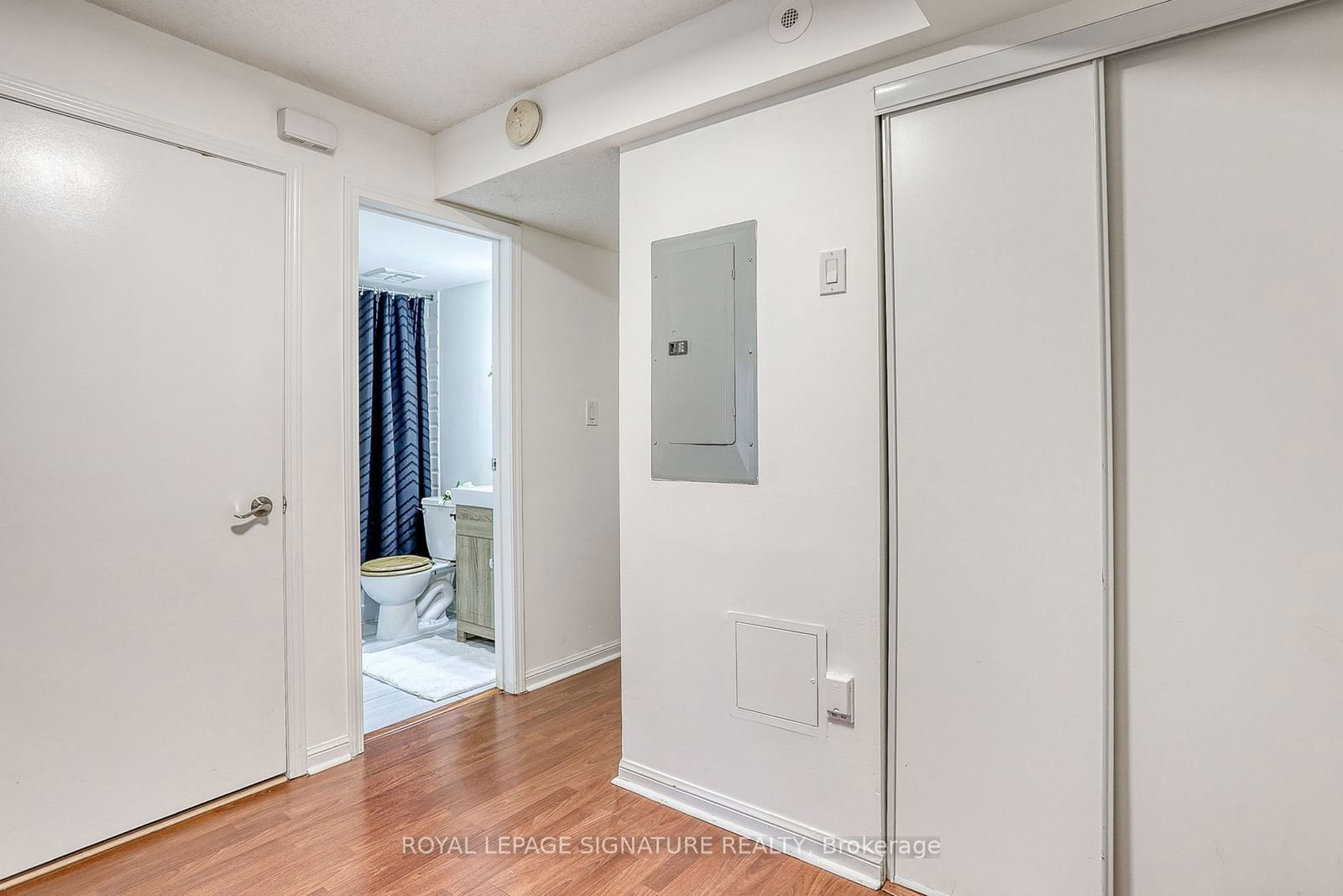 20 Laidlaw St, unit 1102 for sale