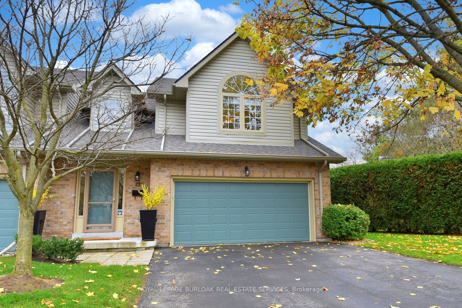 Roseland Townhomes, Burlington, Toronto