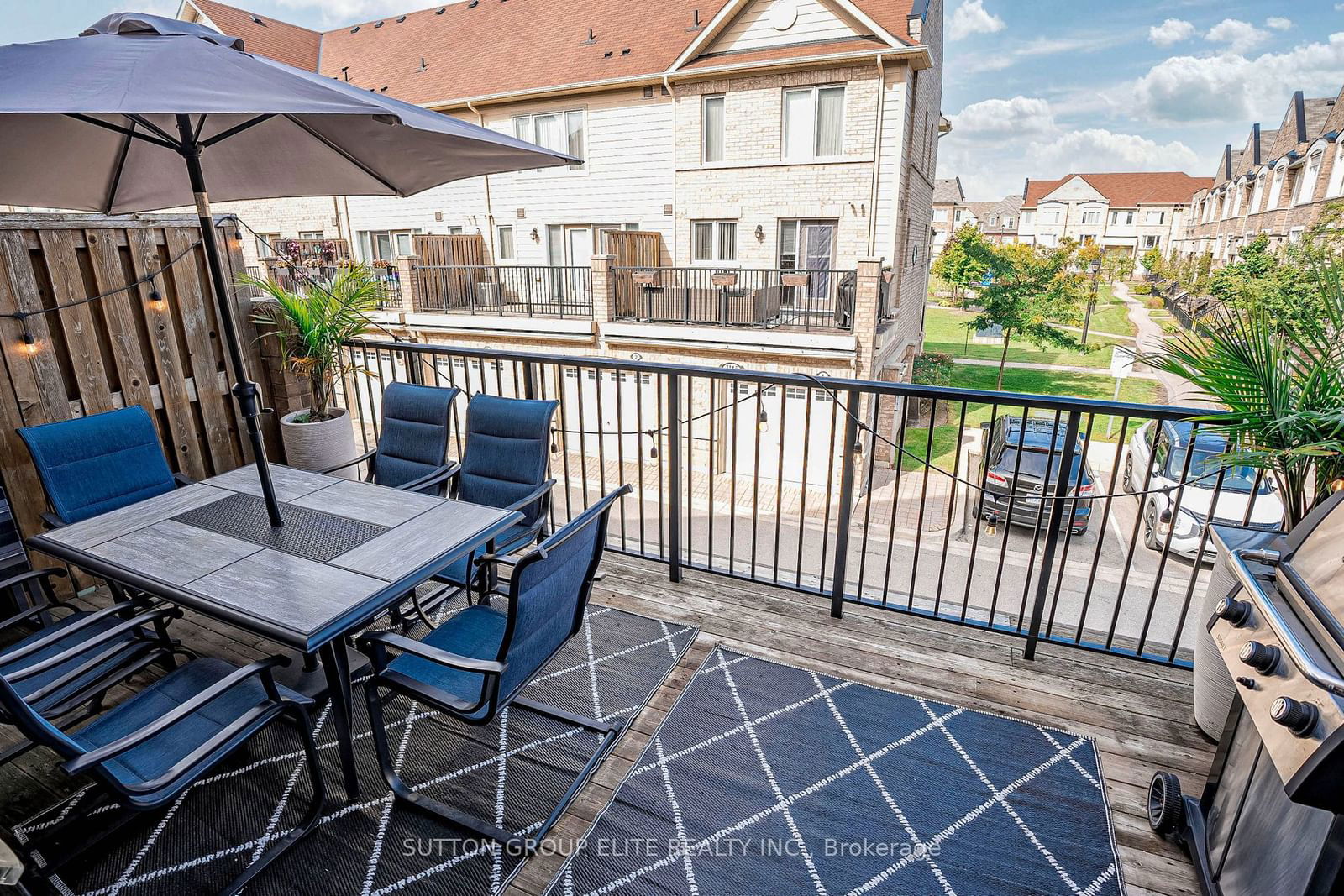 Encore Townhomes, Mississauga, Toronto